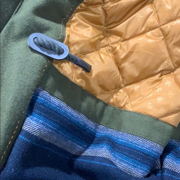 NWT Rainforest winter jacket w/hood lots pockets - Picture 10 of 16